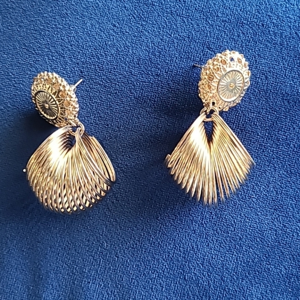 Y2K Cute Wire Art Small Gold Dangle Earrings